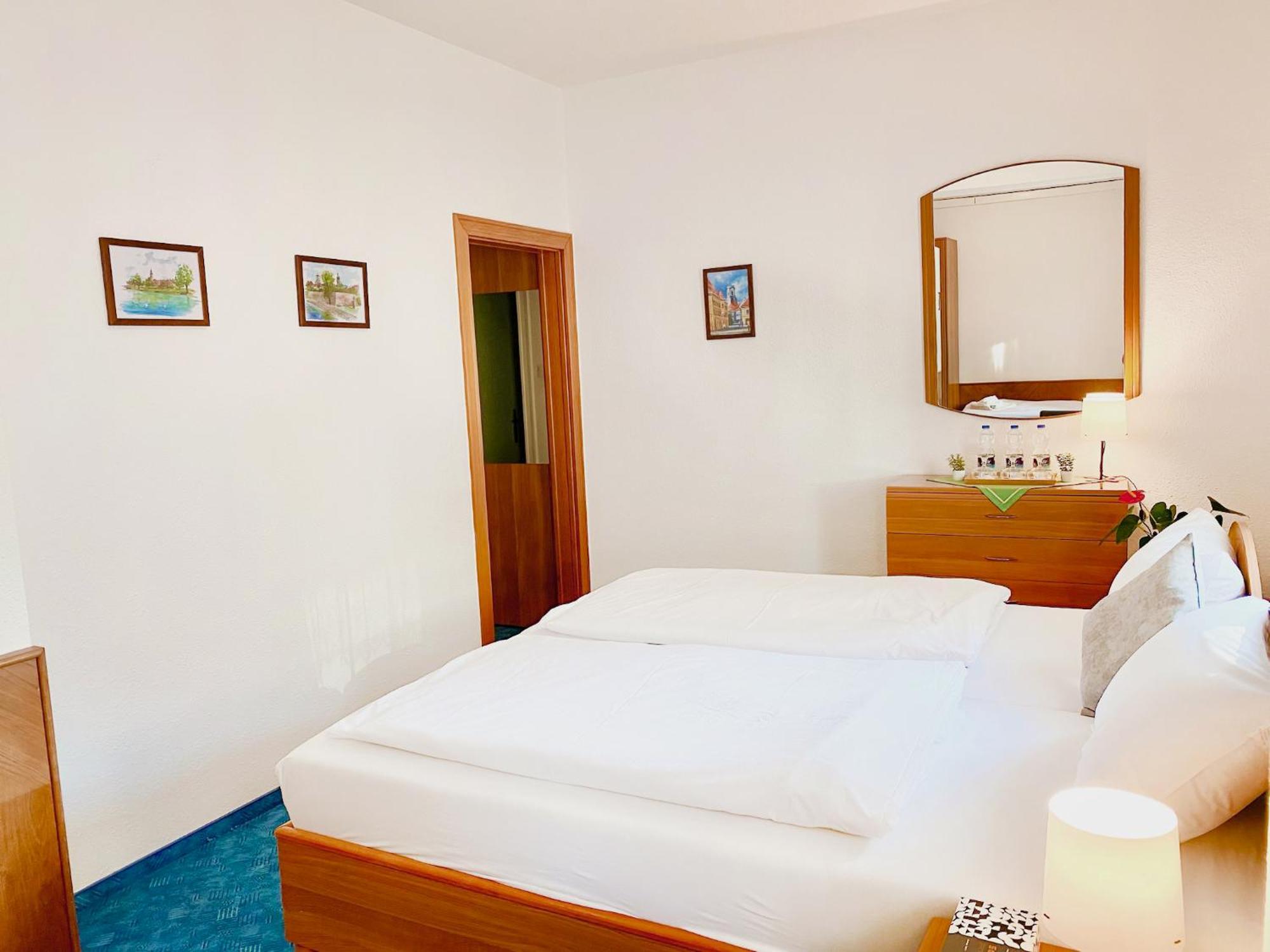 Hotel Wesselenyi Gyor Ngoại thất bức ảnh